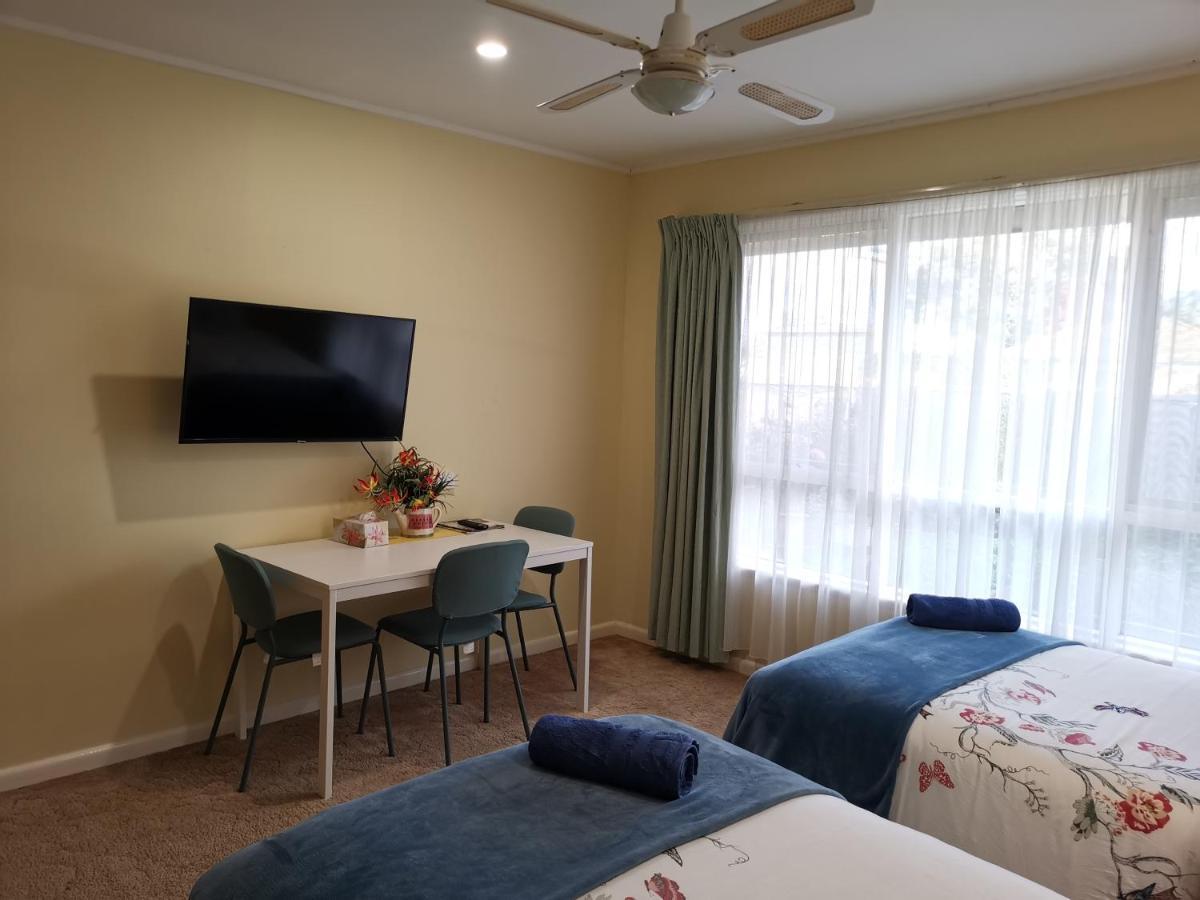 Donald Riverside Motel エクステリア 写真