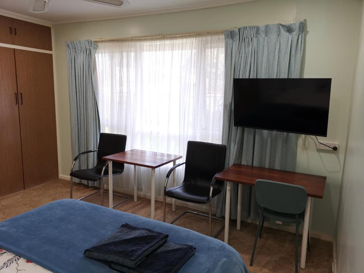 Donald Riverside Motel エクステリア 写真